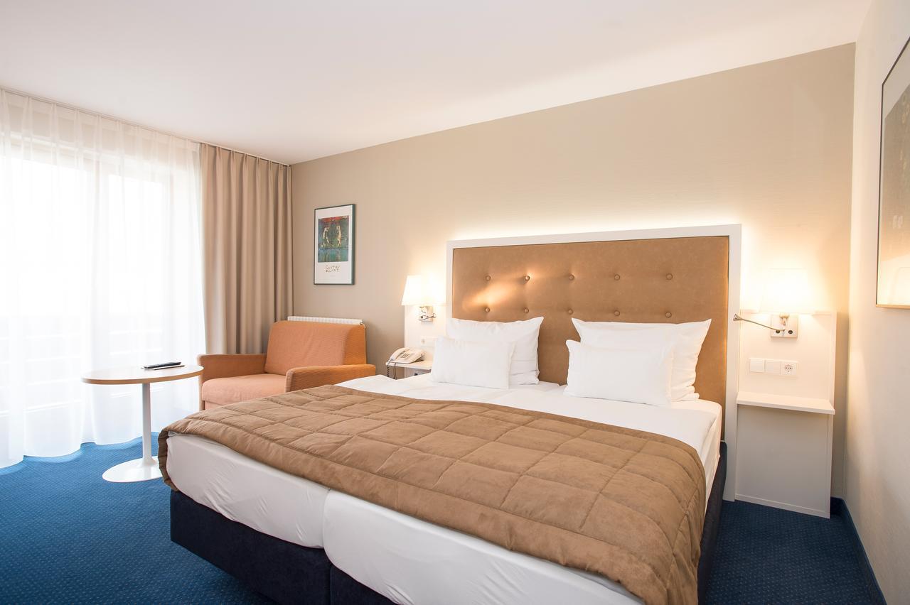 Hotel Zettler Гюнцбург Екстер'єр фото