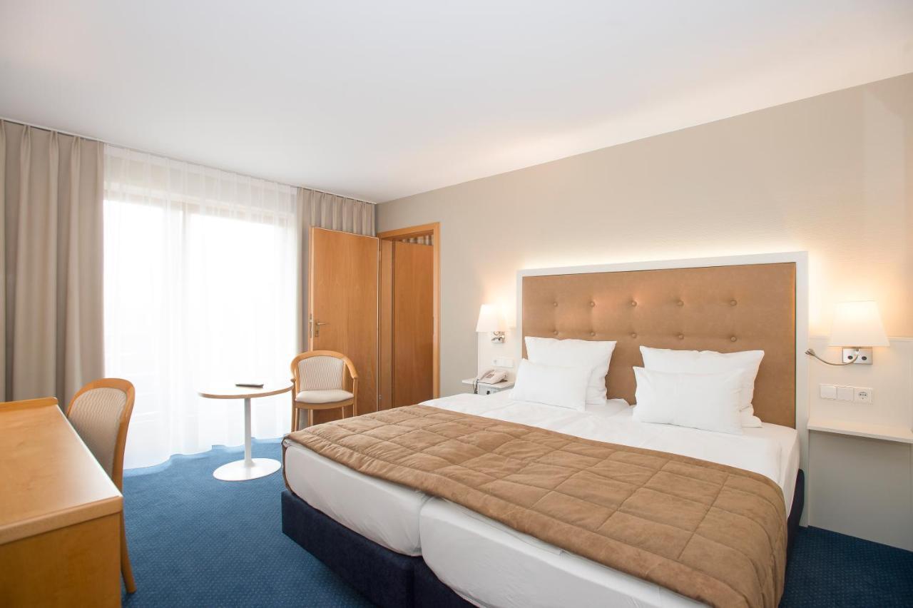 Hotel Zettler Гюнцбург Екстер'єр фото